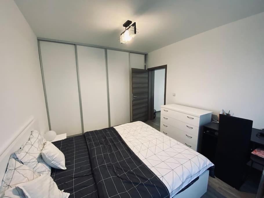 Apartament 2 Camere Modern Si Confortabil Giroc Extérieur photo