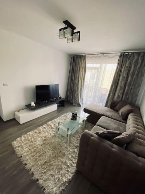 Apartament 2 Camere Modern Si Confortabil Giroc Extérieur photo